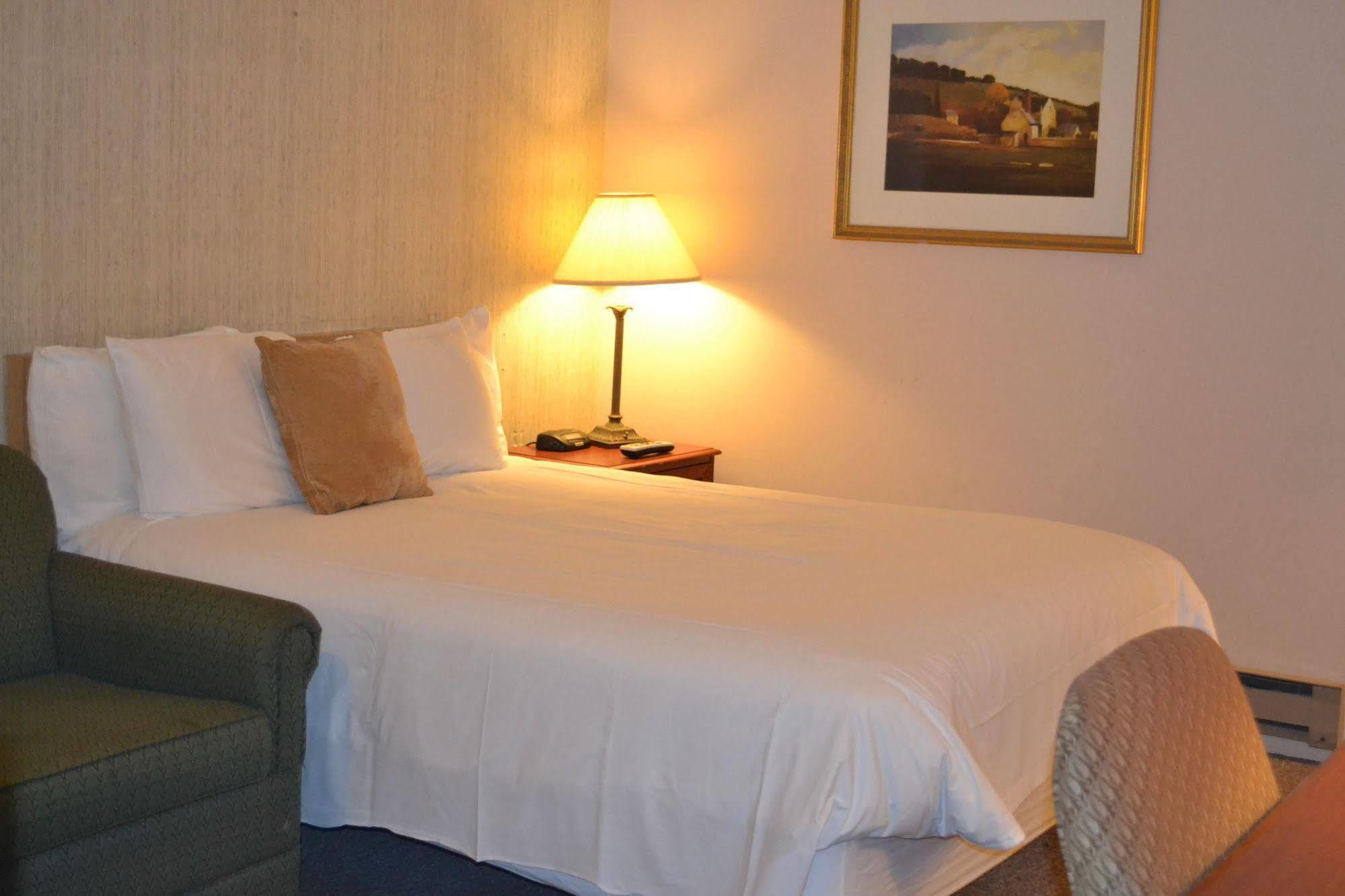 Henniker Motel Eksteriør billede